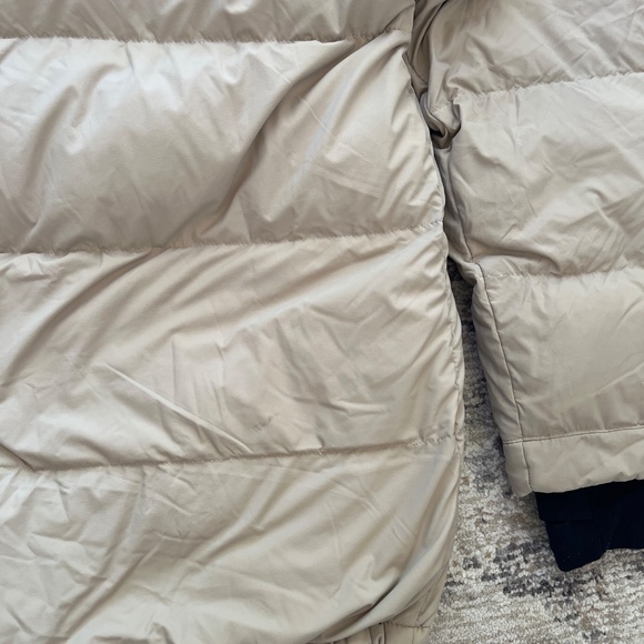 Aritzia Super Puff in regular length - Picture 6 of 10